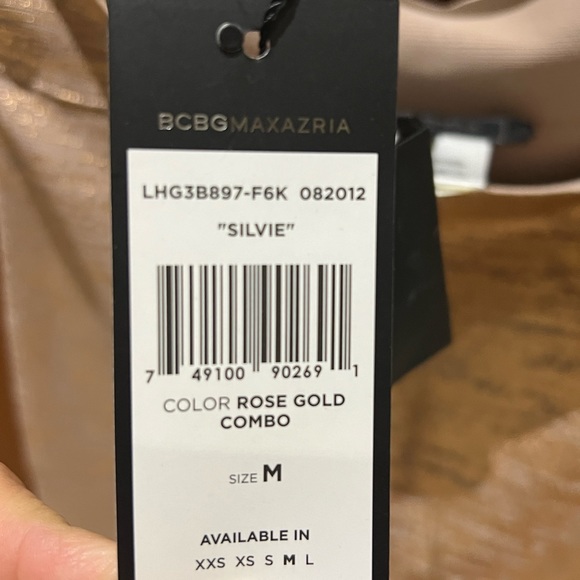 Brand New BCBG Rose Gold Mini Bandage Skirt. Size Medium - Picture 4 of 4